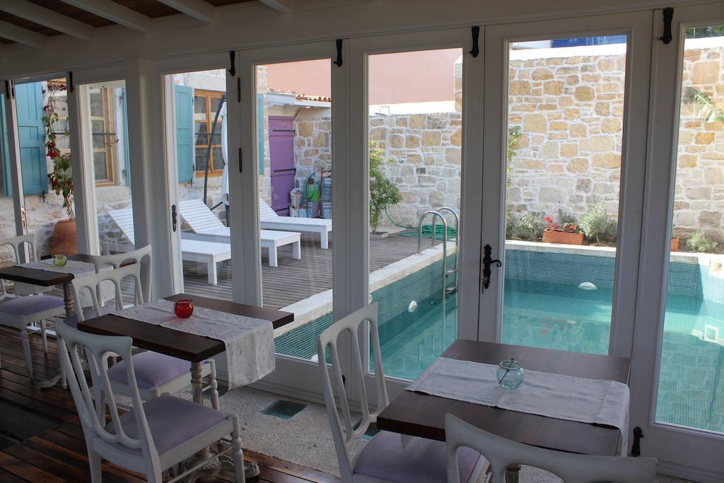 Eski Tas Hotel Çeşme Kültér fotó
