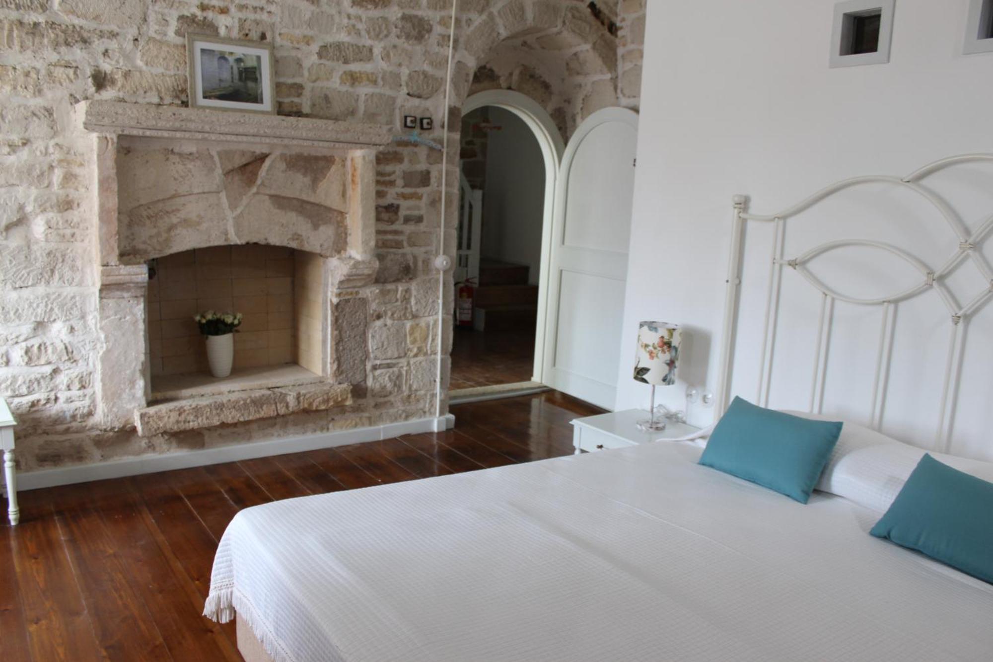Eski Tas Hotel Çeşme Kültér fotó