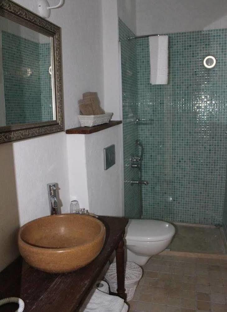 Eski Tas Hotel Çeşme Kültér fotó